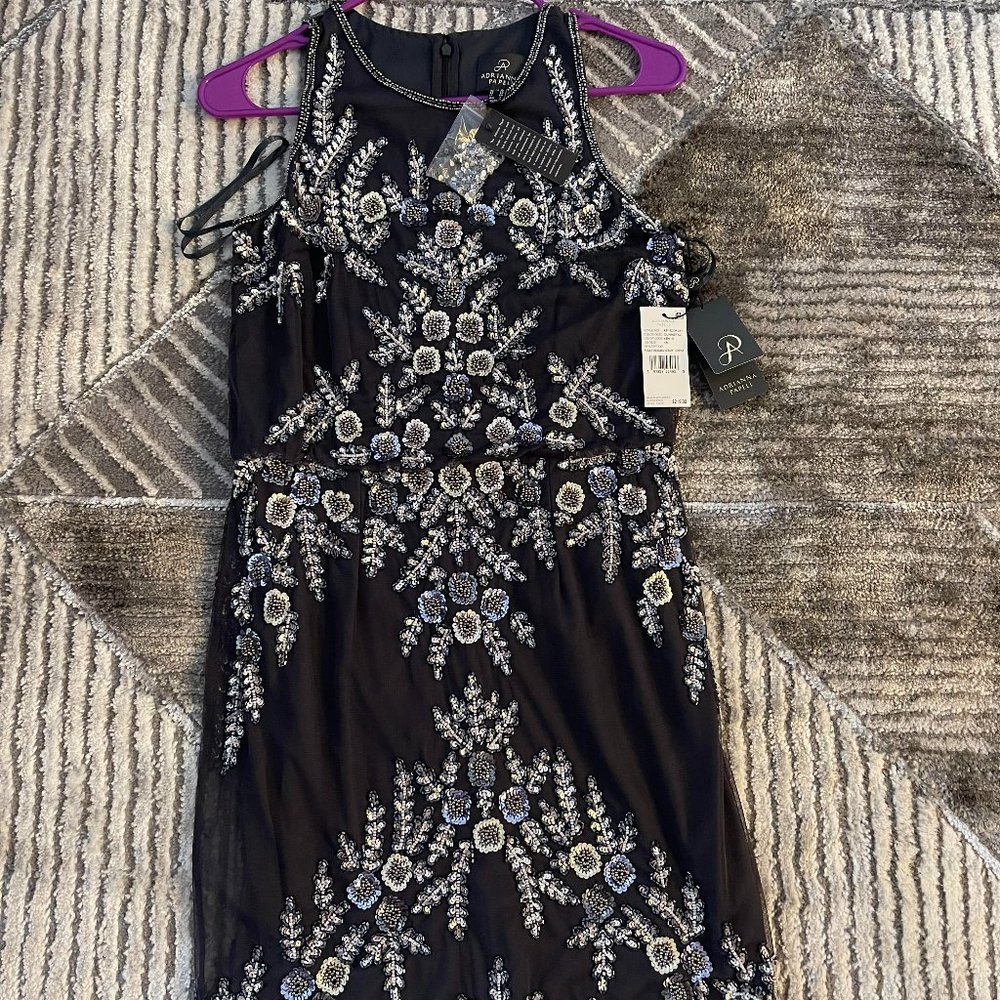 NEW!! Adrianna Papell dress for woman. Size US 4. Color gunmetal!!!